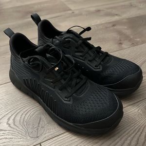 Redwing safety toe shoe